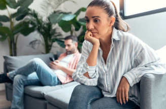 9 chýb, ktoré robí väčšina žien vo vzťahu: Zbavte sa negatívnych vzorcov správania