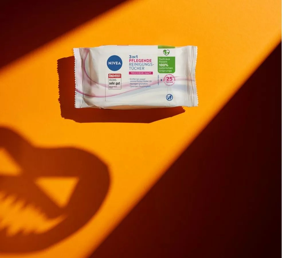 NIVEA, Halloween líčenie