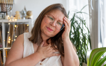 návaly tepla v zime