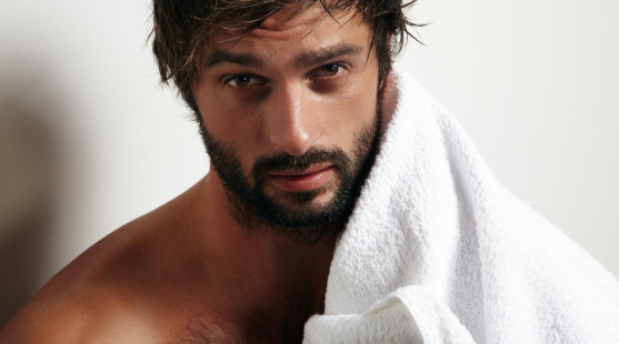 Minimalistická starostlivosť pre moderného muža: 5 produktov NIVEA MEN