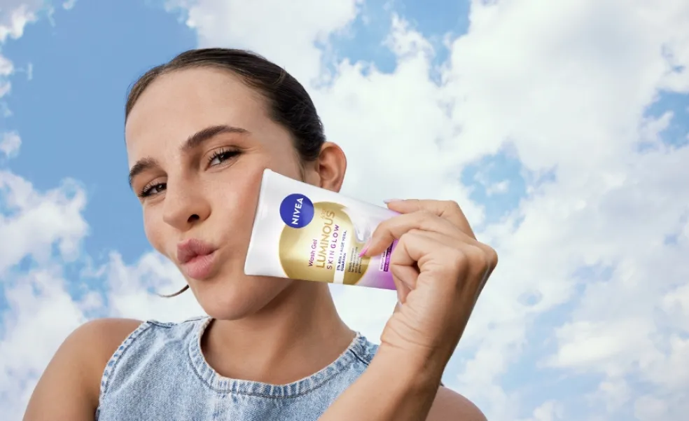 Čistiaci pleťový gél Luminous630 Skin Glow